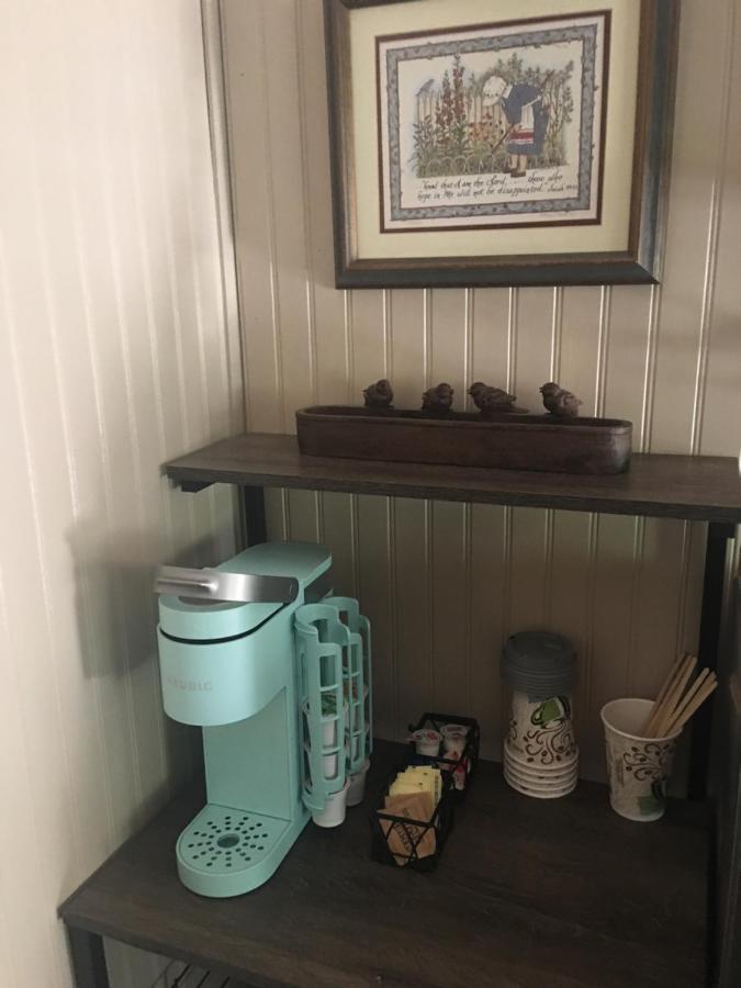 Acorn Hideaways Canton Sweet Tweet Guesthouse King Bed المظهر الخارجي الصورة